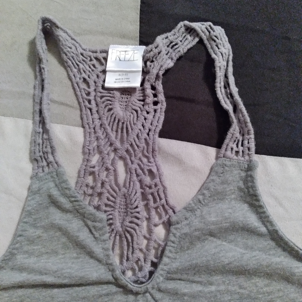 Skull Racer-Back Flowy Tank Top - Picture 3 of 3